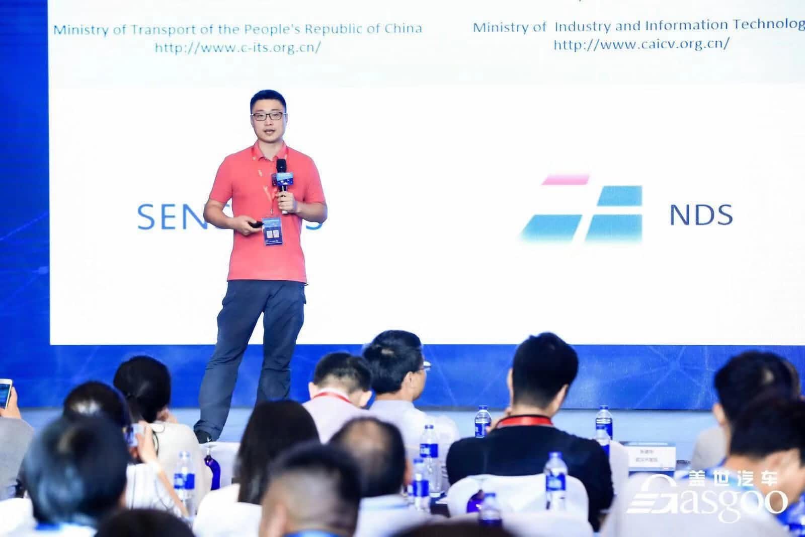 pa������Ϸ��嫣�����ʵʱ�Զ���ʻ�߾��ȵ�ͼЧ��